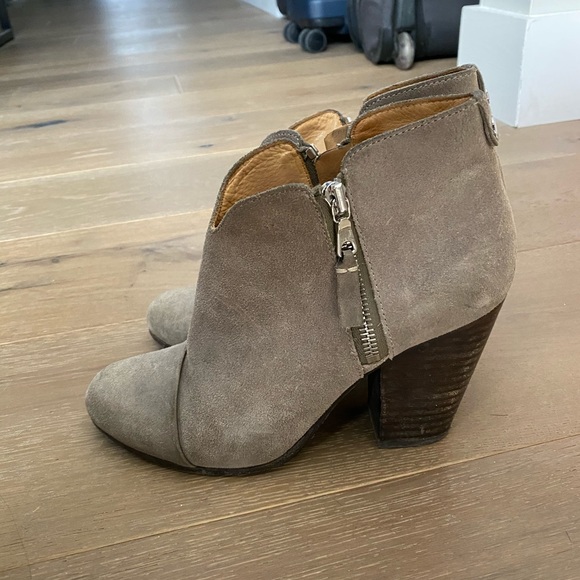 Rag & Bone ankle heeled Harrow Booties - Picture 3 of 5
